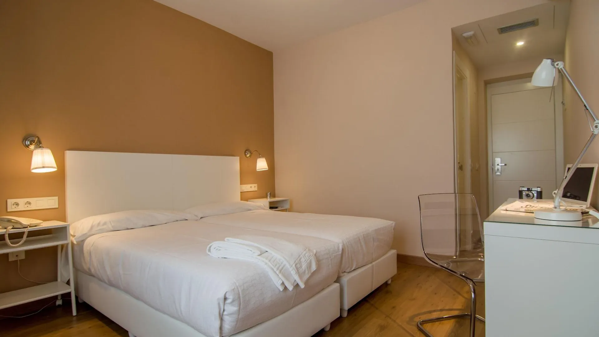 Hotel Los Cigarrales Toledo 2*,